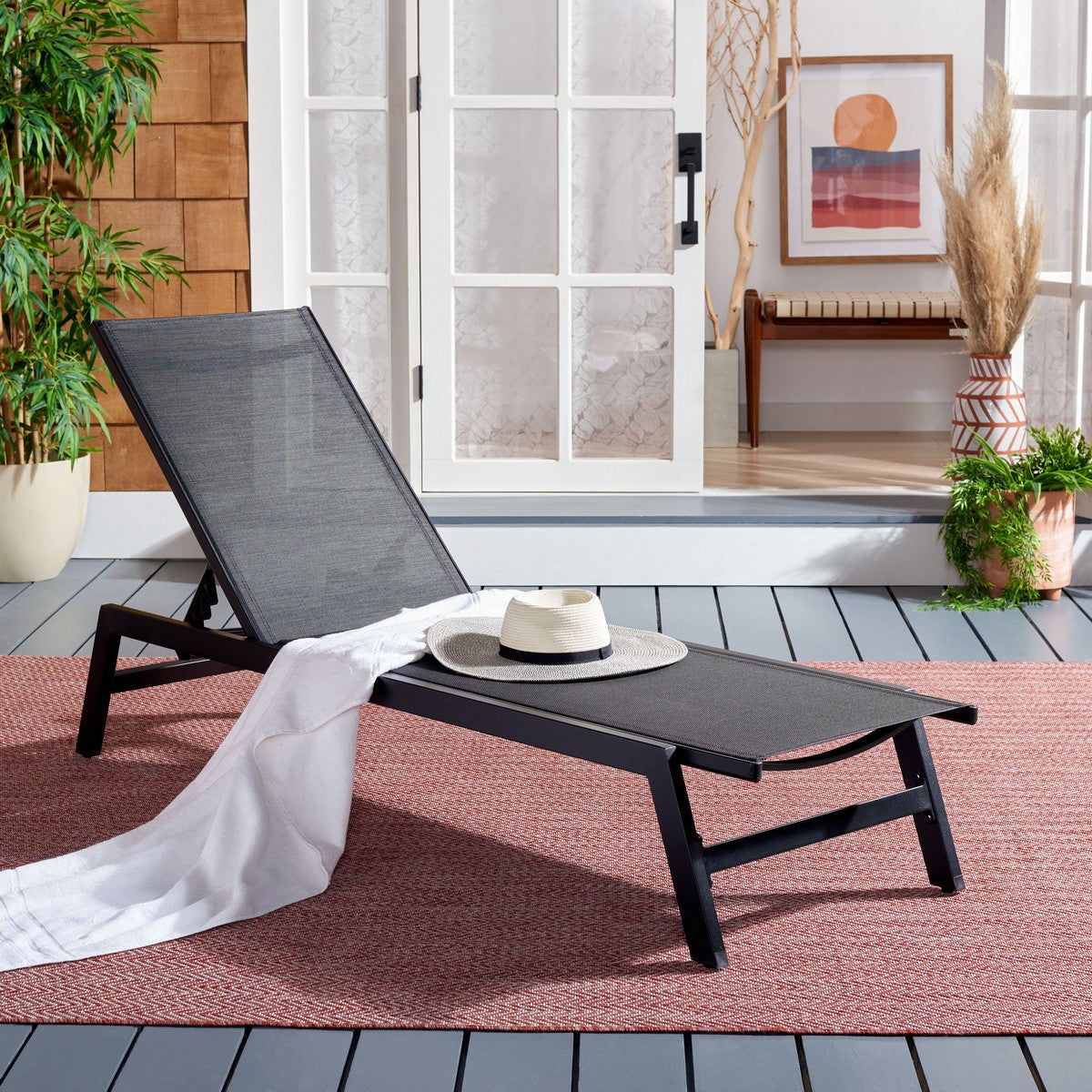 Fionne Modern Outdoor Sunlounger