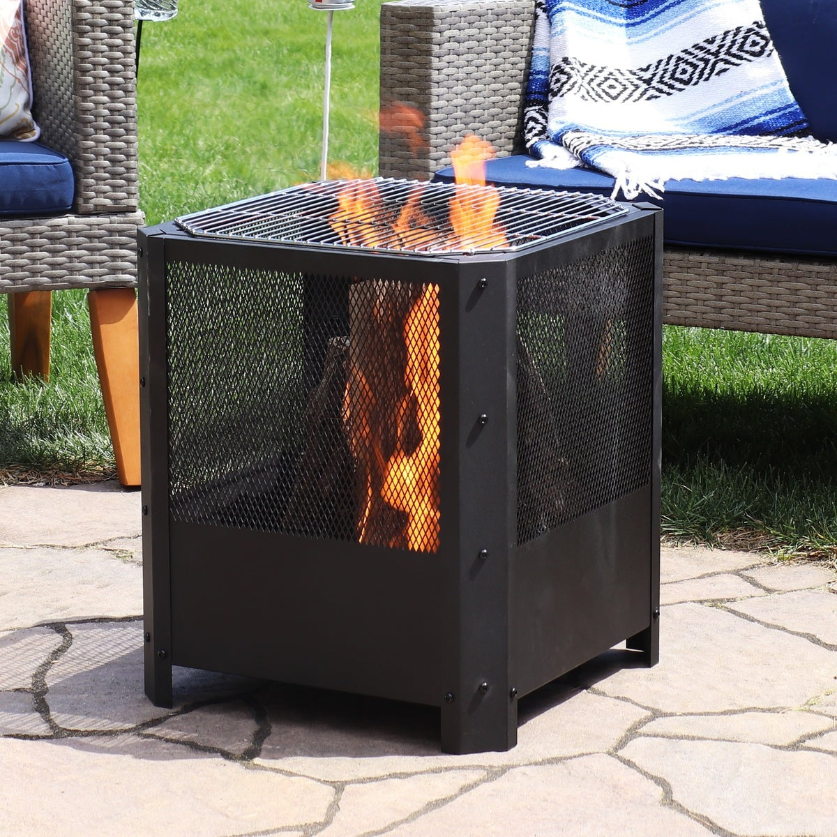Small Grelha Square Outdoor Fire Pit 16 Inch