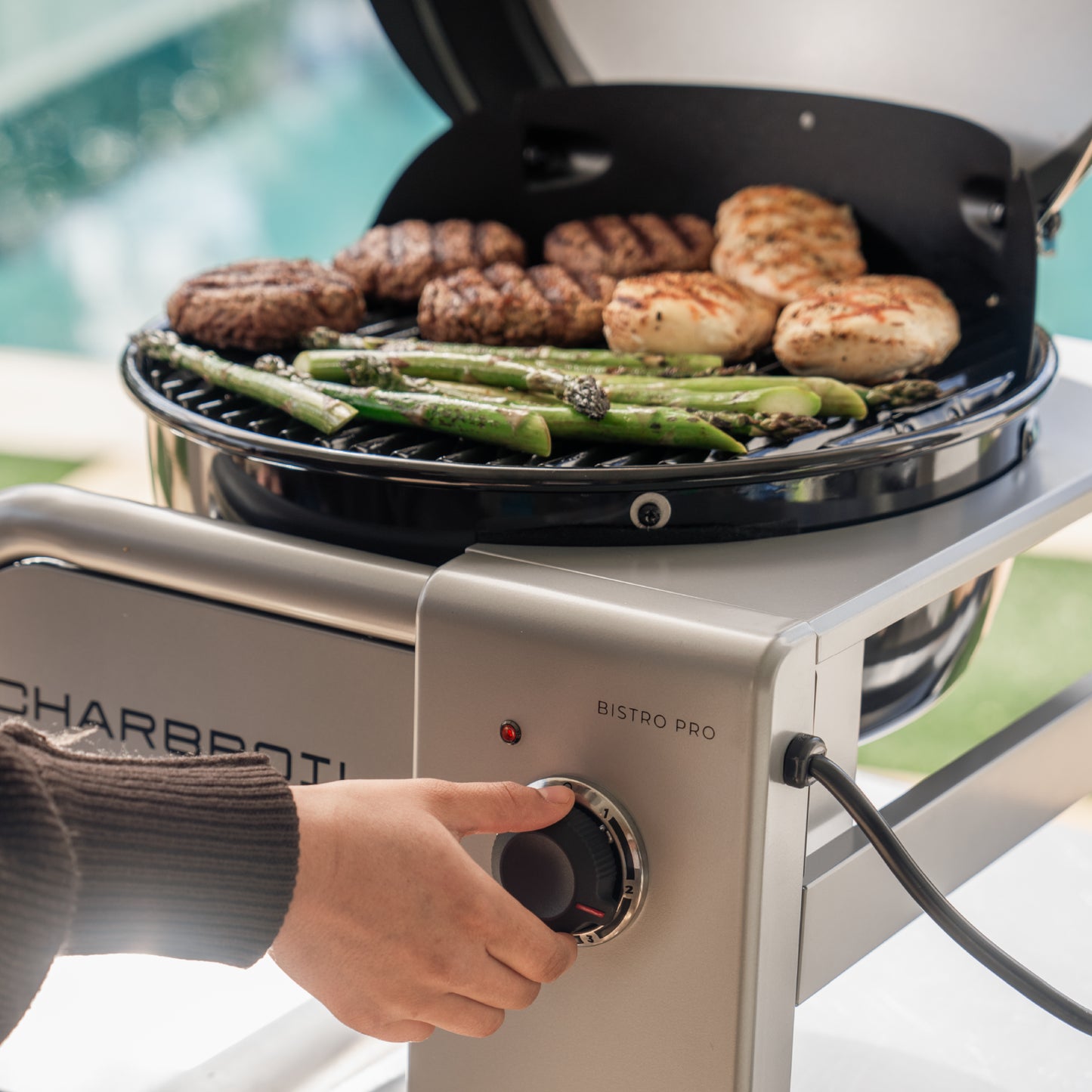 Bistro Pro™ Tabletop Electric Grill