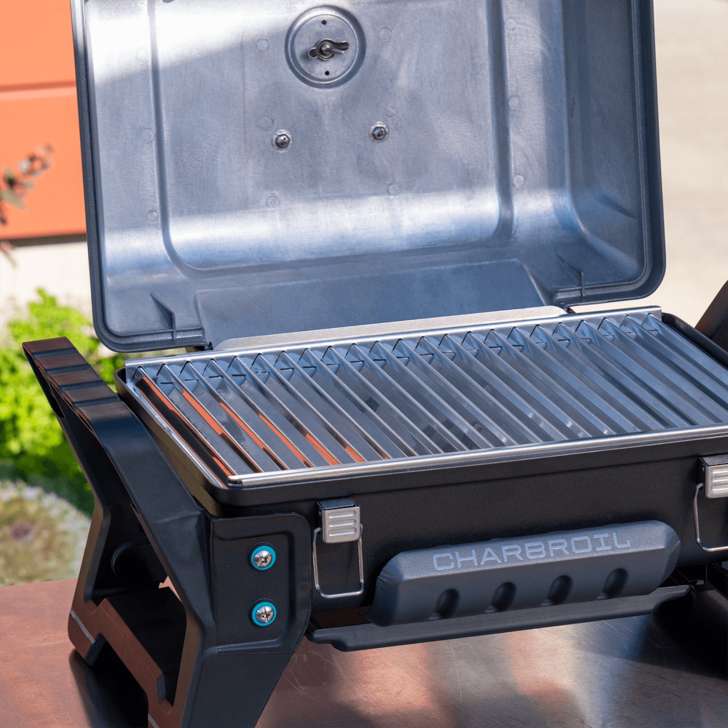 Grill2Go® X200 Portable Gas Grill