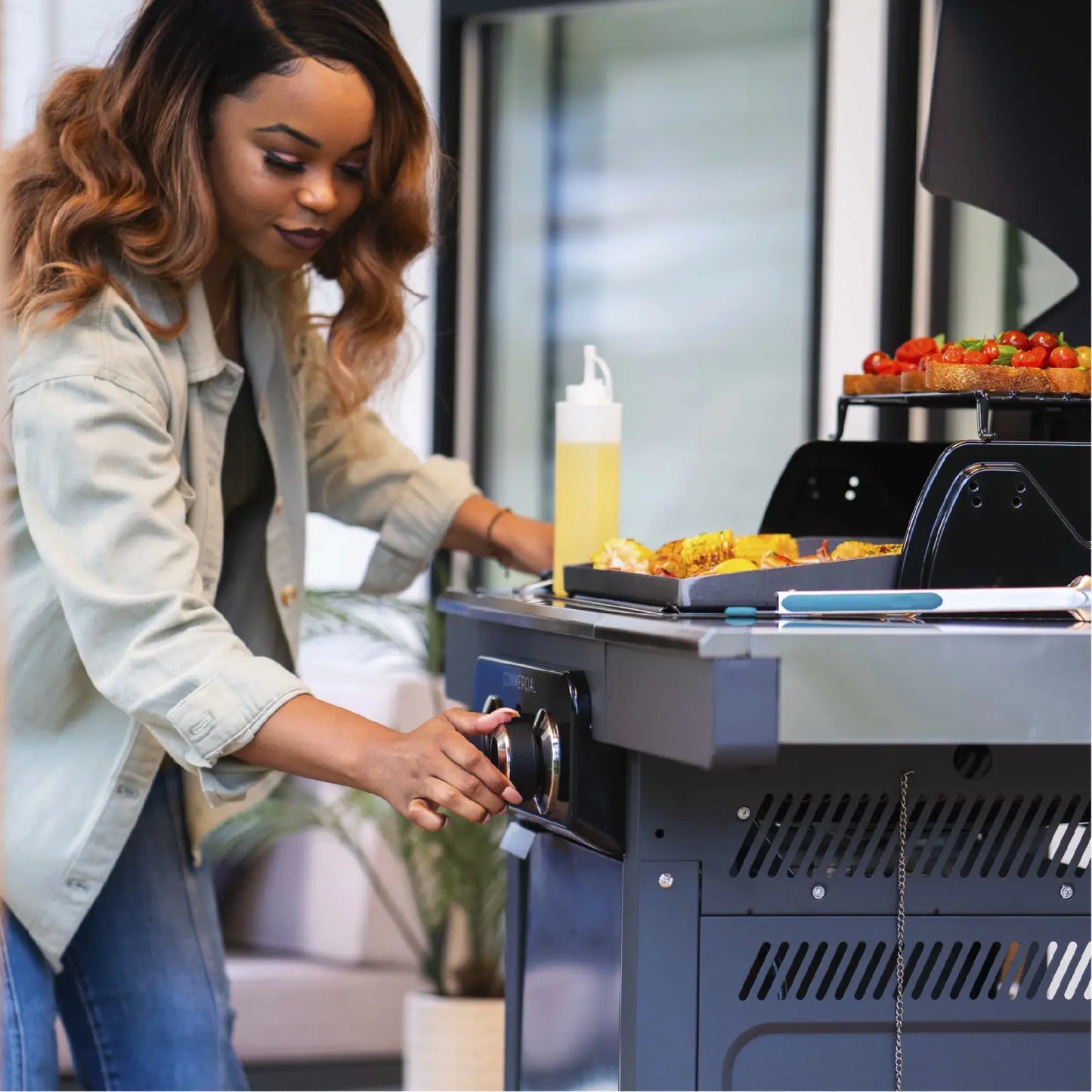 Pro Series™ 2-Burner Gas Grill & Griddle