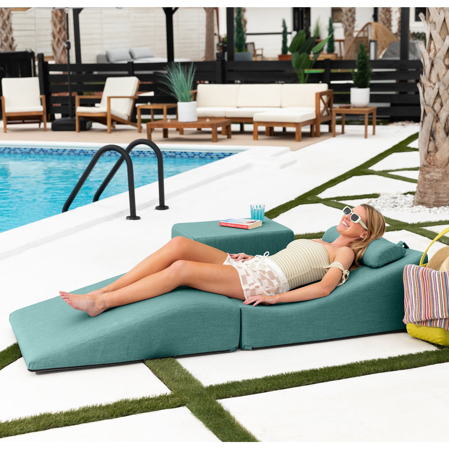 Sunbrella Clermont Luxurious Waterproof Poolside Lounge & Outdoor Chaise Sun Lounger