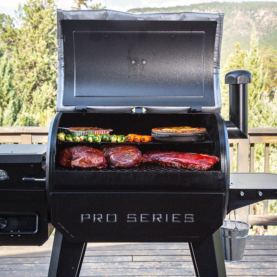 Pit Boss 700 Series Insulated Grill Blanket – All-Season Thermal Cover for Pellet Grills