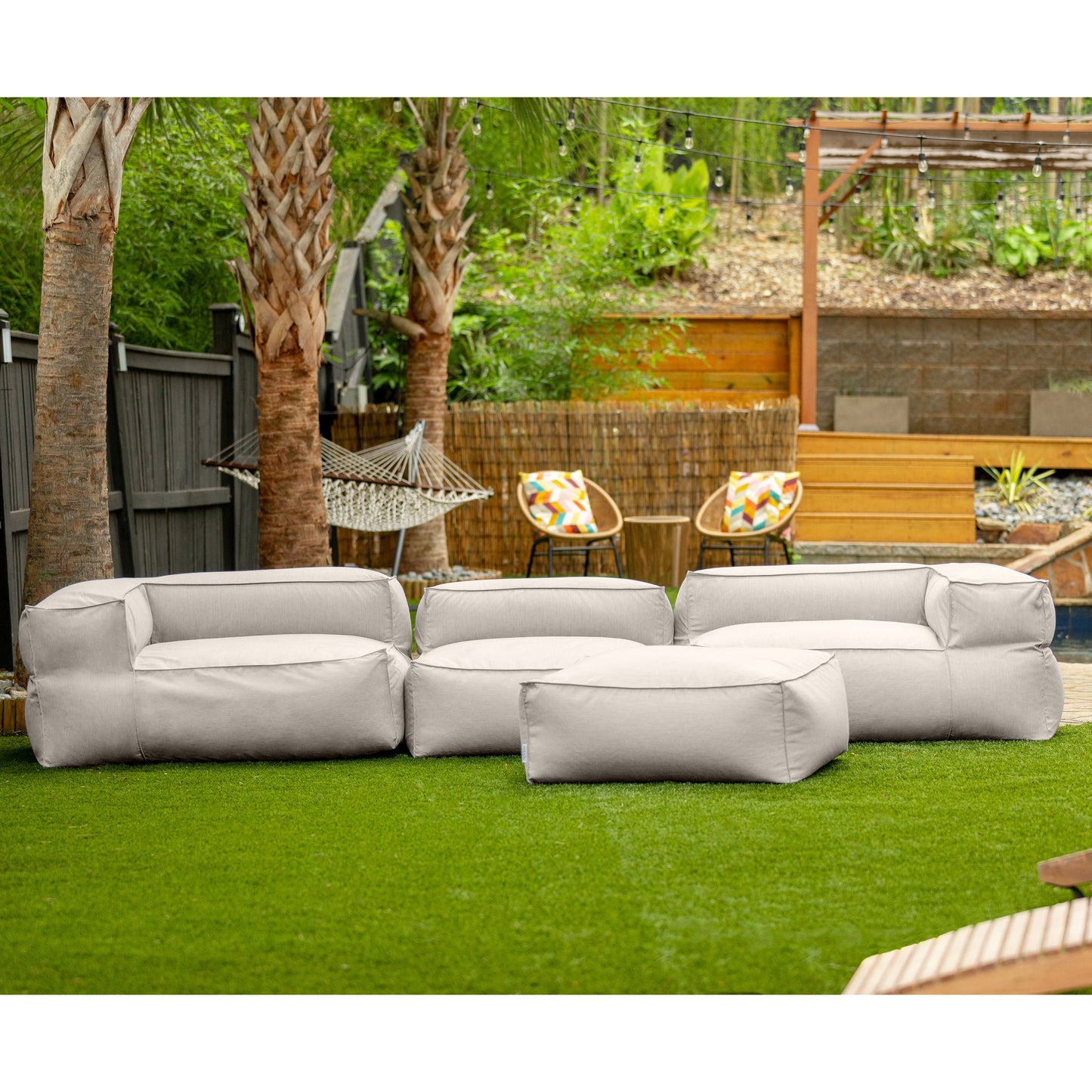 Baya Luxurious 4 piece outdoor Sofa with Ottoman