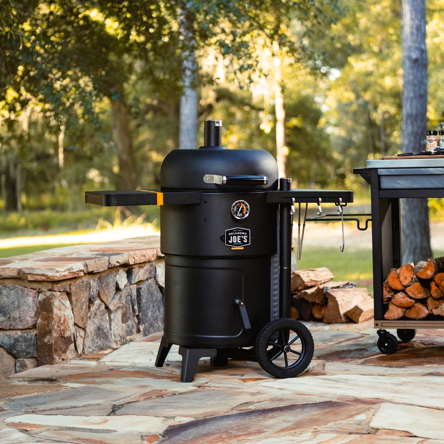 Bronco Drum Smoker & Grill