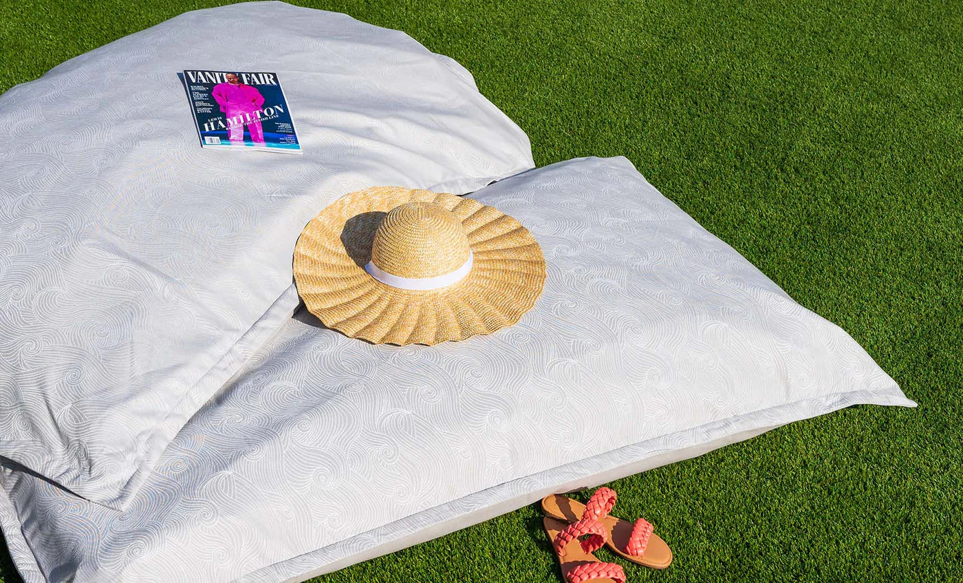 Laze Pillow Pearly Swirls