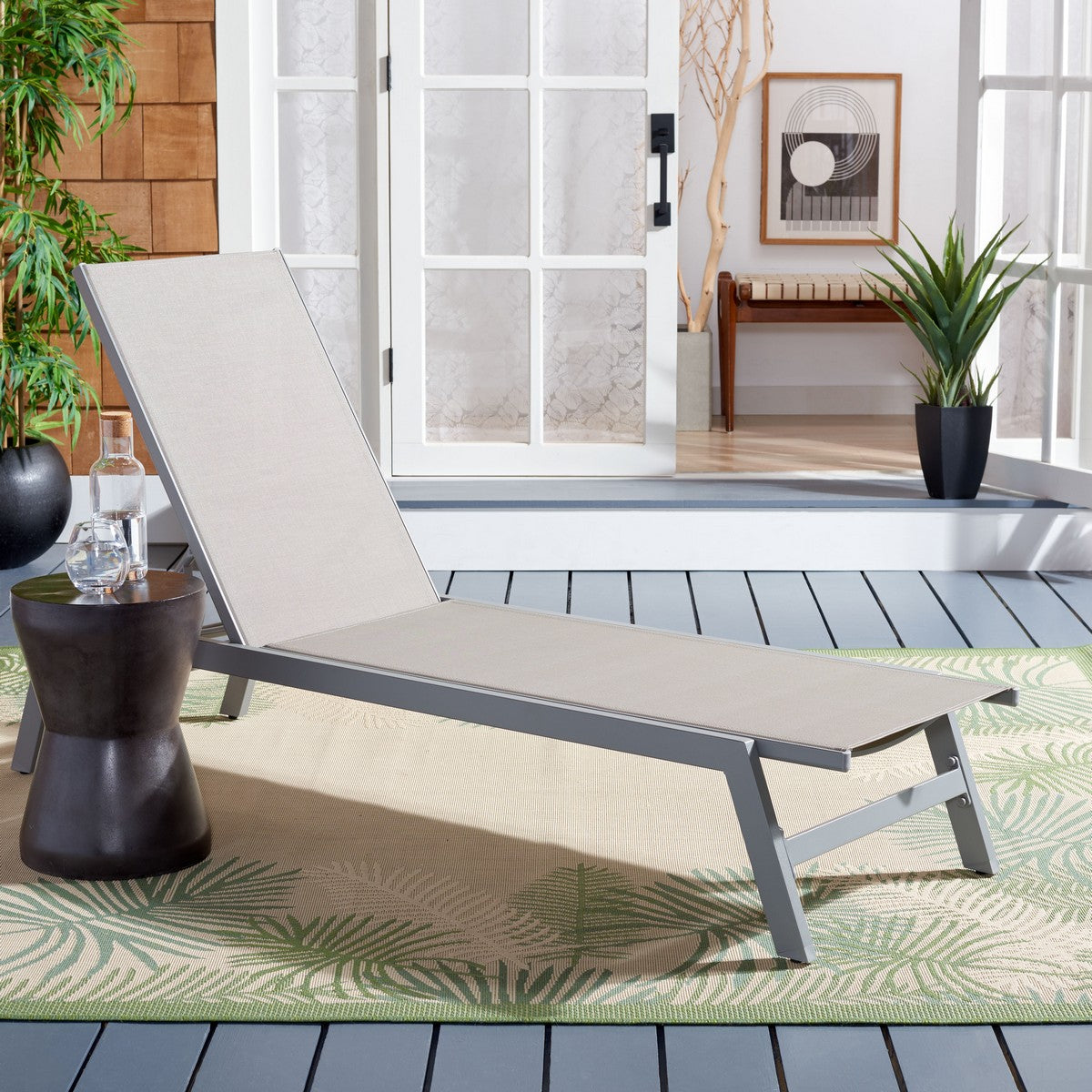 Fionne Modern Outdoor Sunlounger